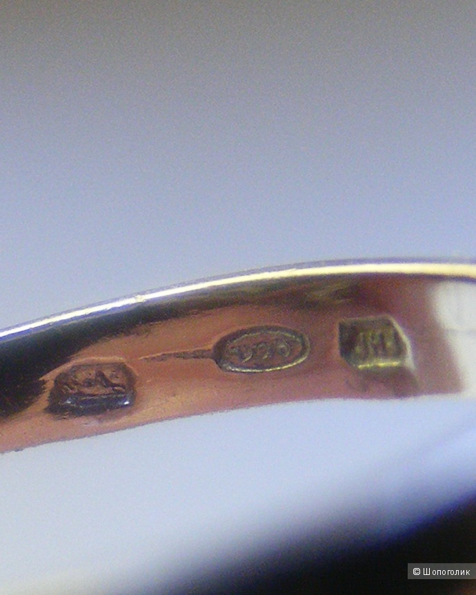 Кольцо серебро 925 пробы гранаты 16-16,5 размер
