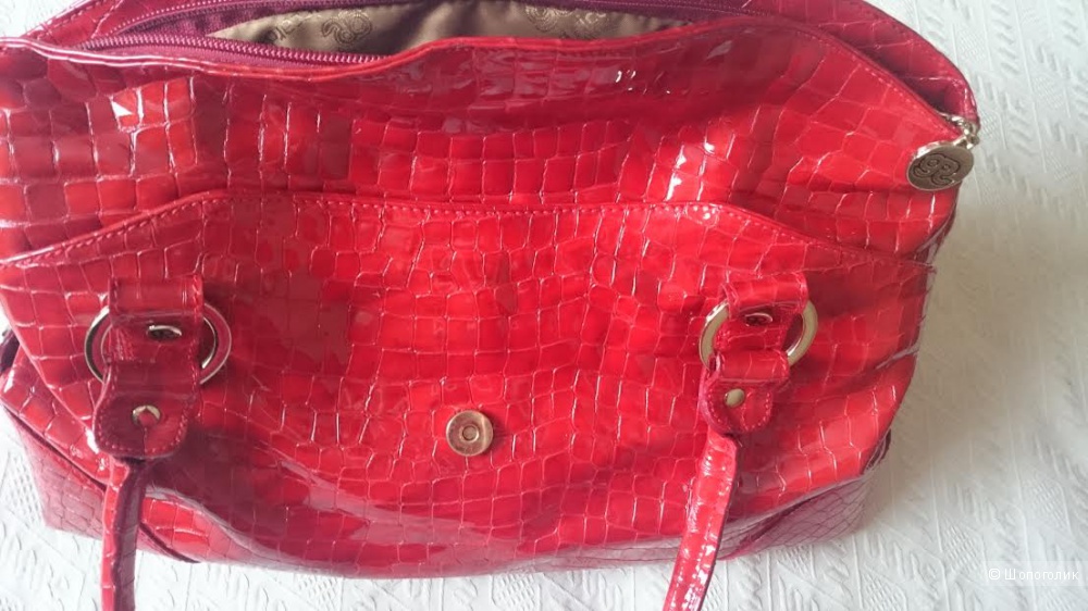 Красная сумка  GENNARI RICCARDO  из натуральной кожи с тиснением под рептилию.