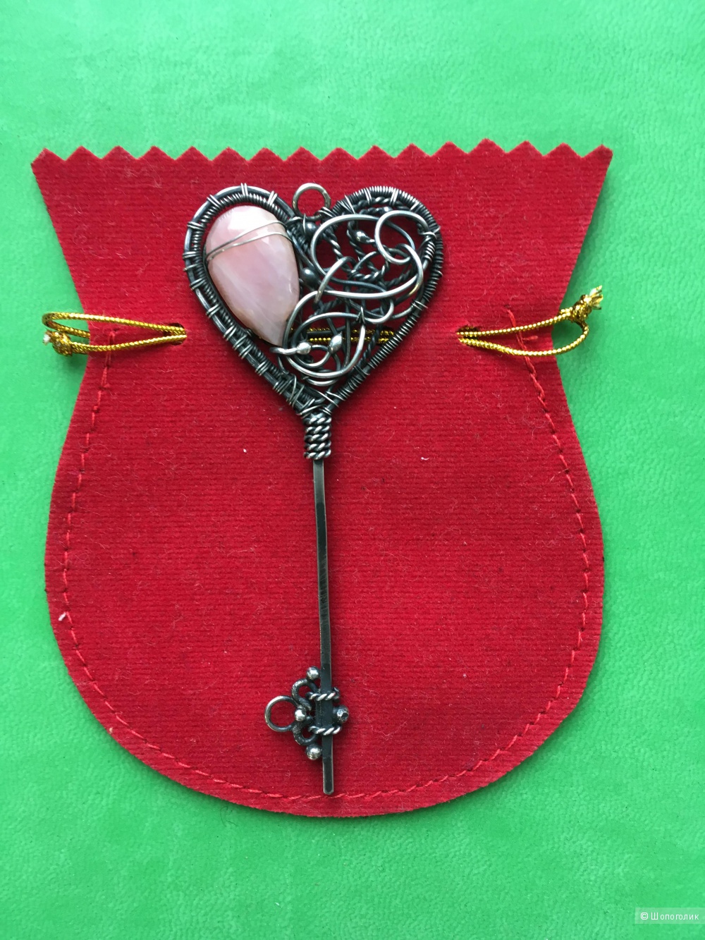 Авторский кулон ручной работы из серебра с розовым опалом