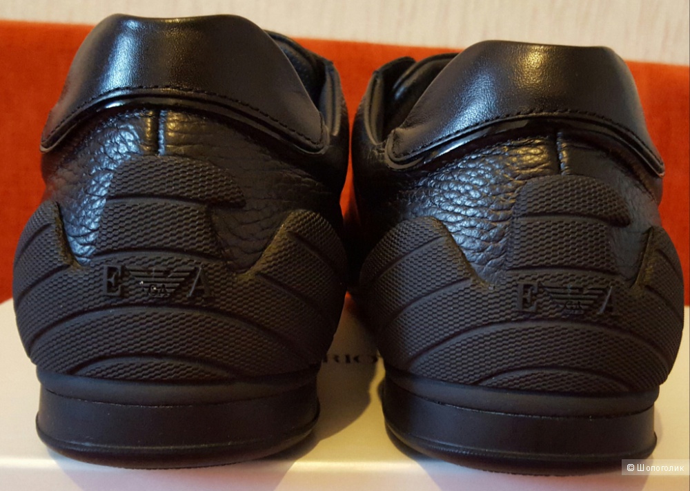 Новые черные кроссовки из телячьей кожи Emporio Armani, 43 размер (оригинал)