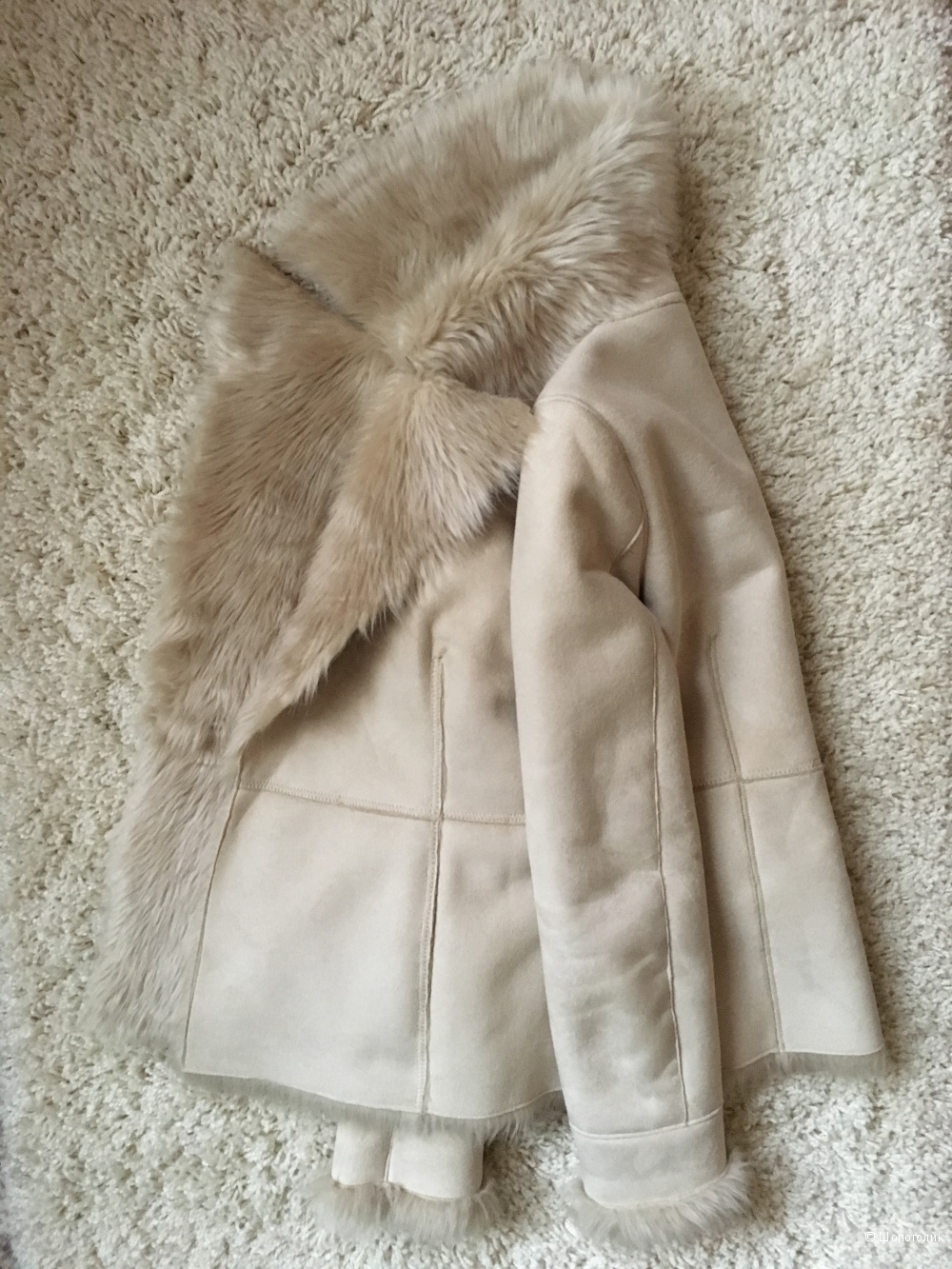 Короткое зимнее пальто на меху Zara