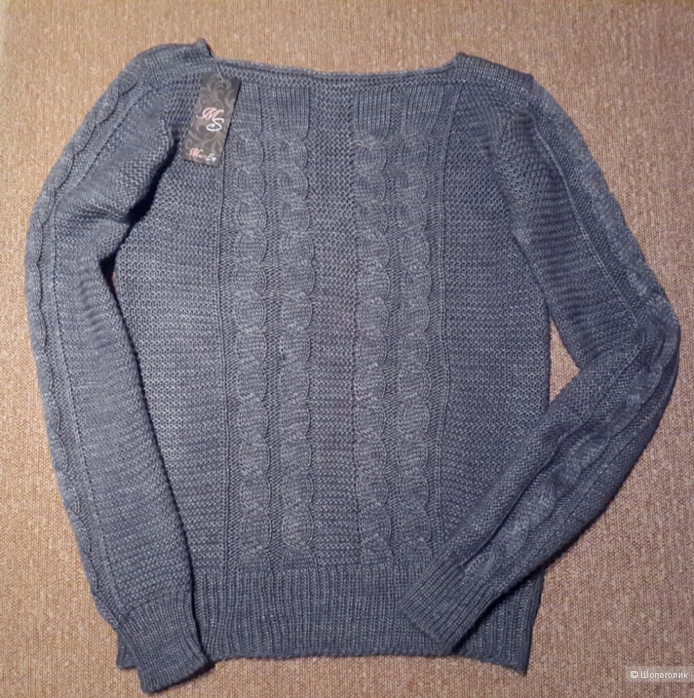 Новый теплый модный свитер на р. 44-48