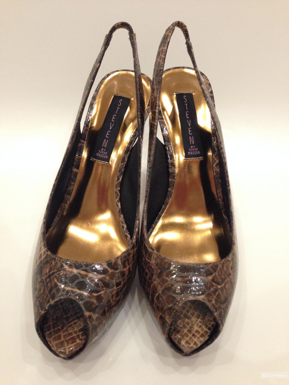 Красивые "змеиные" туфли от STEVE MADDEN р.38.5 Новые