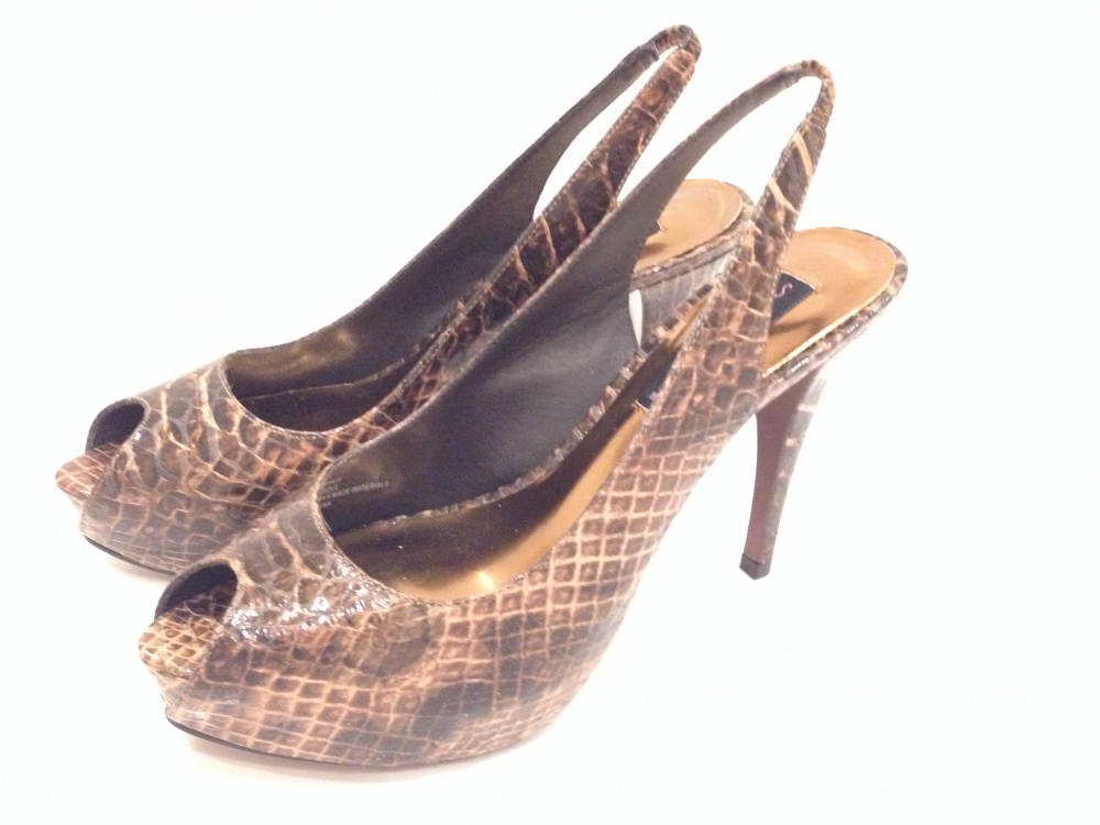 Красивые "змеиные" туфли от STEVE MADDEN р.38.5 Новые