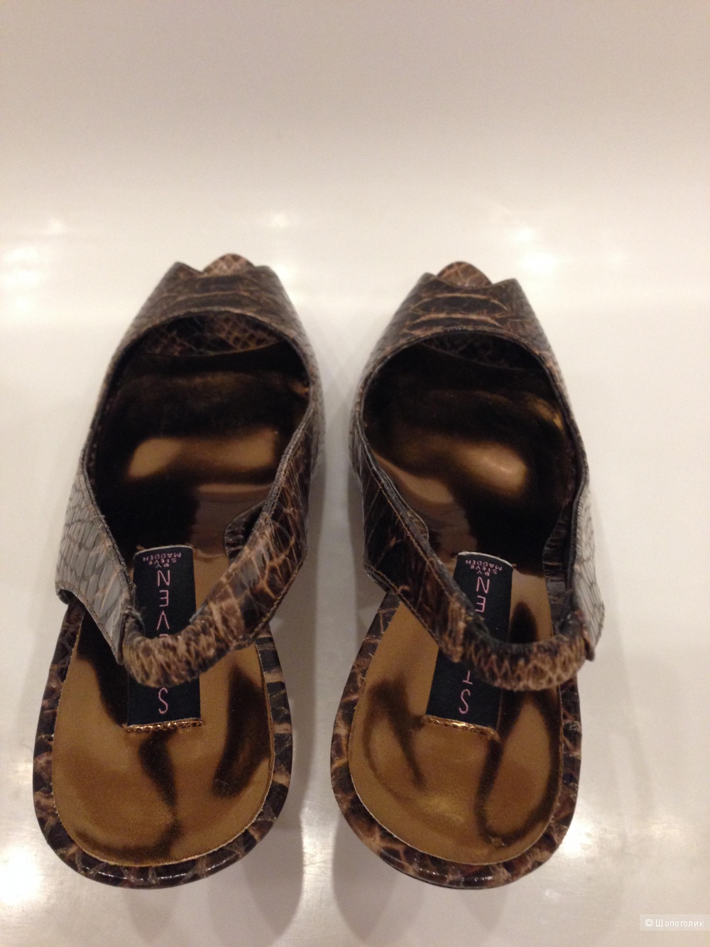 Красивые "змеиные" туфли от STEVE MADDEN р.38.5 Новые