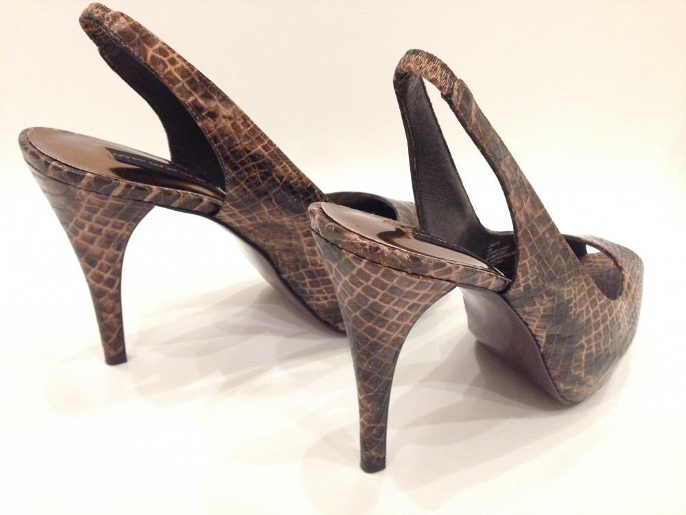 Красивые "змеиные" туфли от STEVE MADDEN р.38.5 Новые