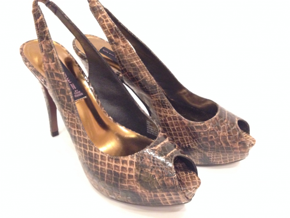 Красивые "змеиные" туфли от STEVE MADDEN р.38.5 Новые