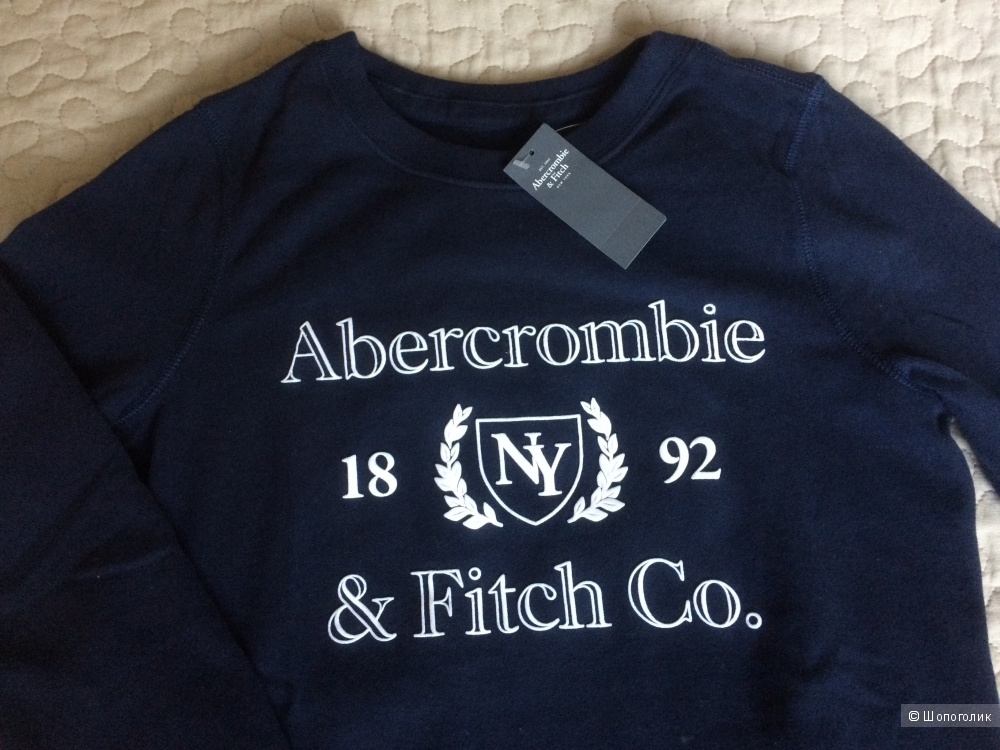 Продаю новый свитшот Abercrombie&Fitch темно-синего цвета, размер S