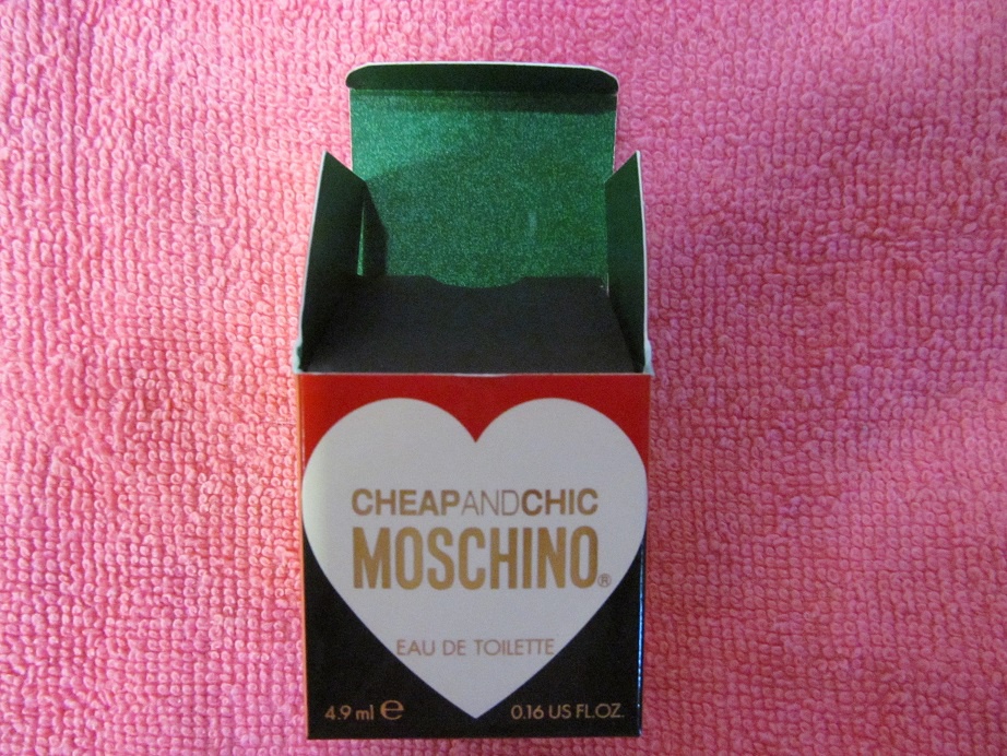 Парфюм Moschino Cheap and Chic