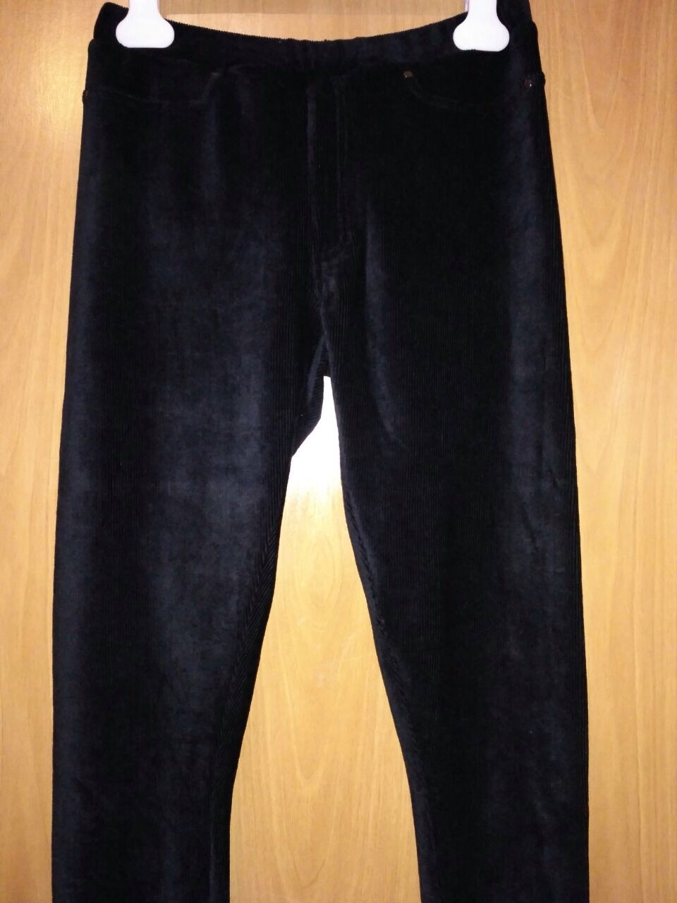 Узкие вельветовые брюки-леггинсы Tchibo, размер 44.