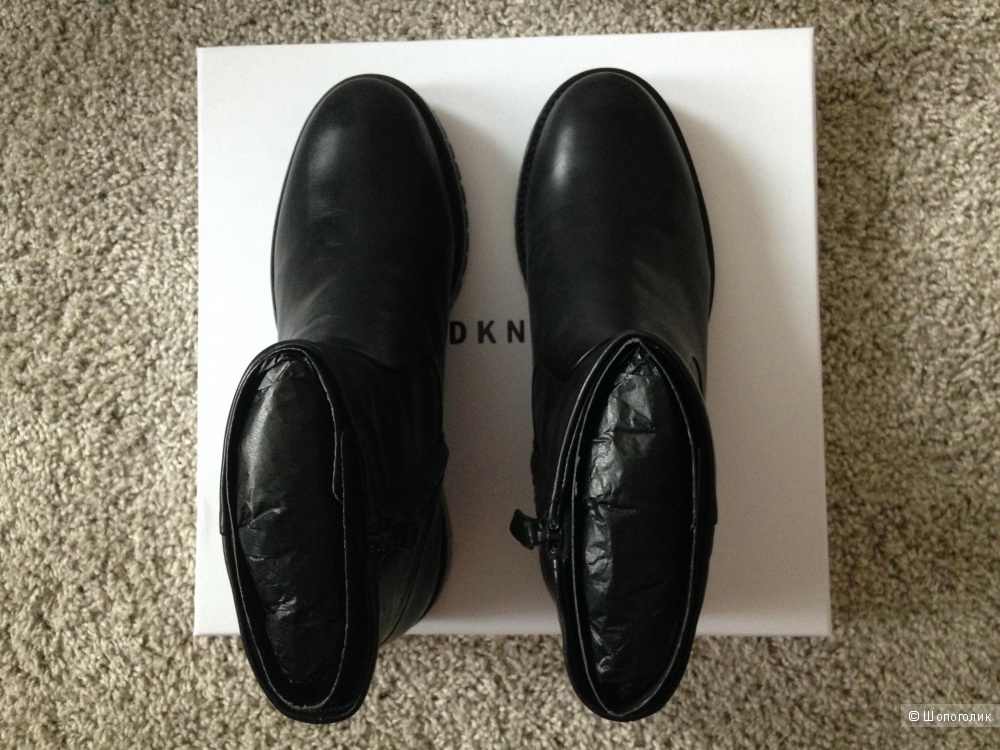 Новые ботинки DKNY