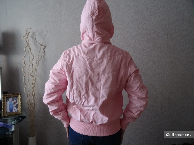 Розовая куртка-бомбер Everlast, б/у, размер 44-46