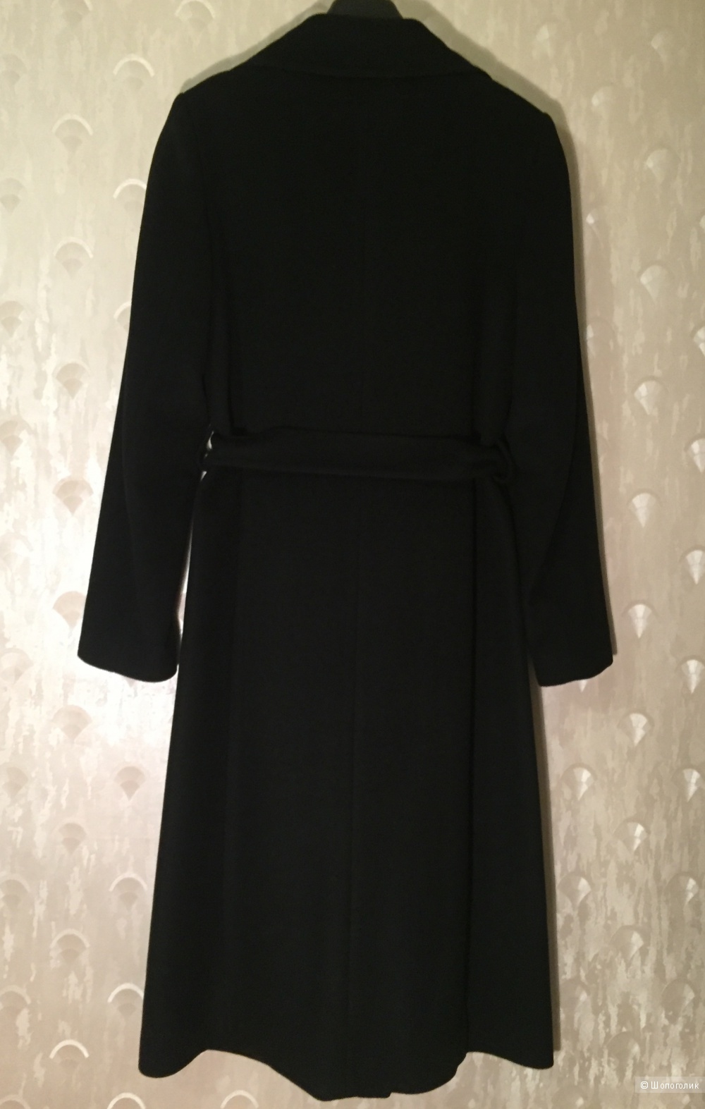 Черное осеннее пальто московской фабрики  Vesh, размер 44-46