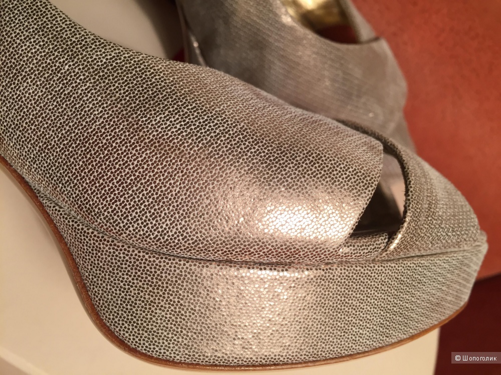 Золотистые туфли Hogl, размер 37