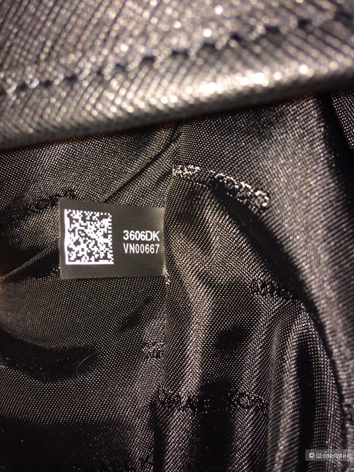 Черная сумочка  классической модели   Michael Michael Kors Jet Set item Medium Snap Pocket Tote
