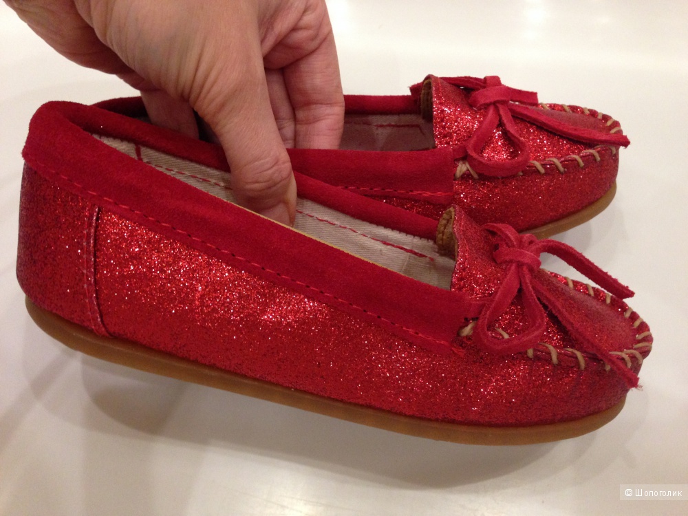 Детские брендовые мокасинки от Minnetonka для девочки Новые