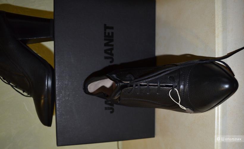 Кожаные ботинки на шнурках фирмы JANET & JANET, новые, размер 40
