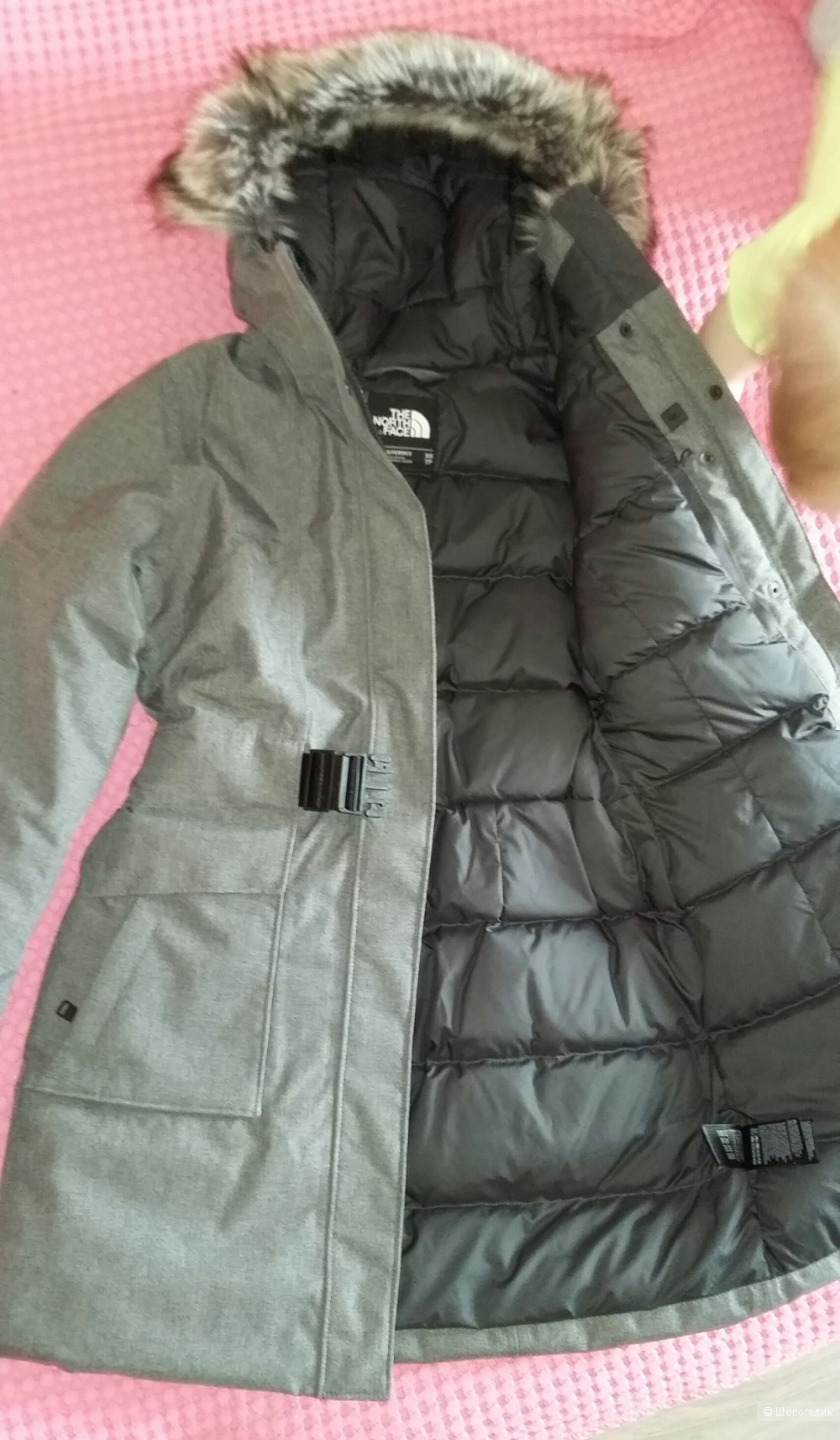 Куртка - парка, бренда The North Face, р - XS.