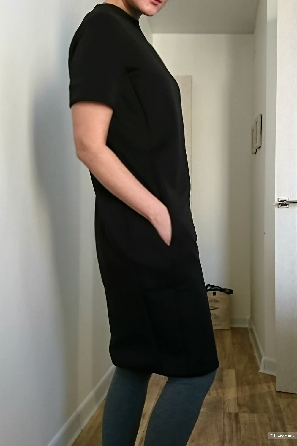 Пристрою черное платье AQUA, XS