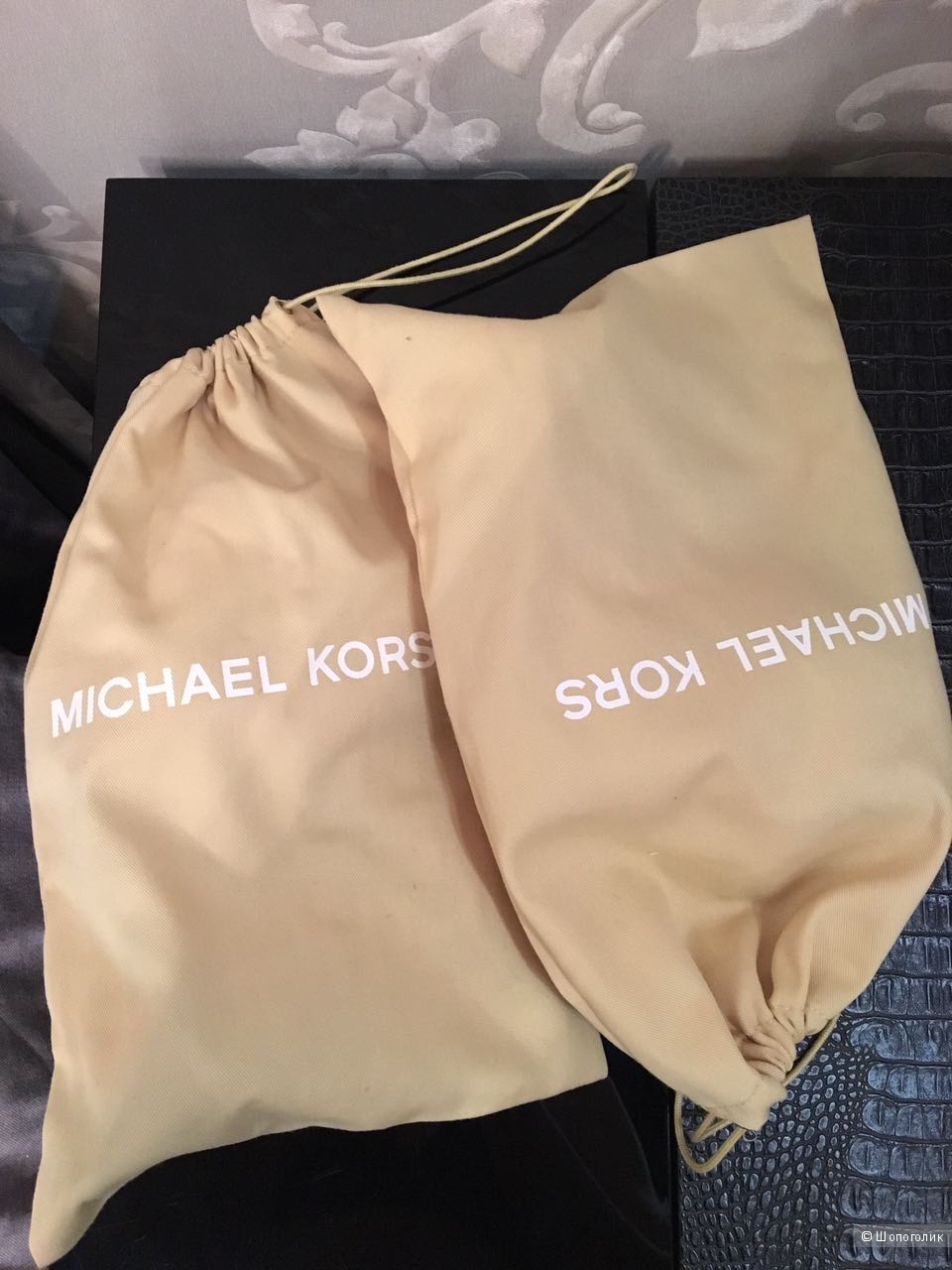 Новые босоножки Michael Kors Nell с пряжкой из позолоты 18К золота