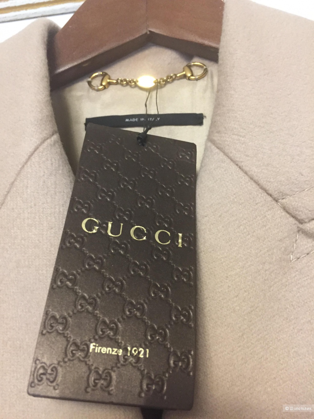 Новое шикарное пальто Gucci. Размер 40it.