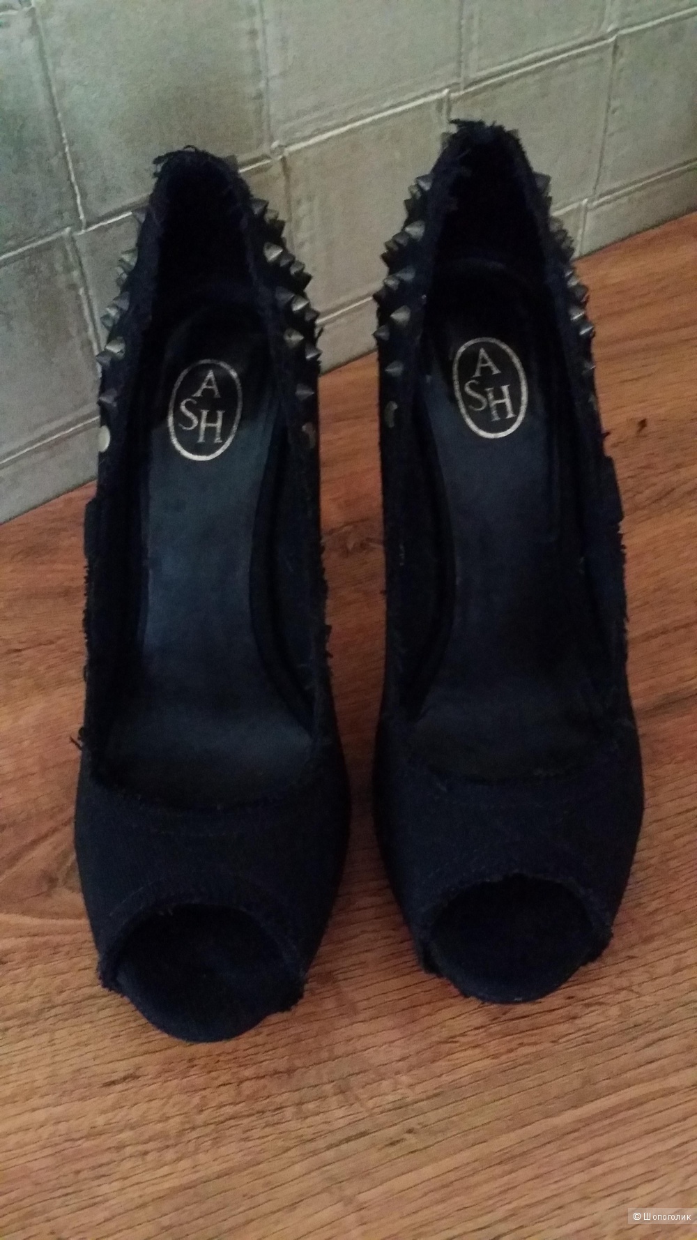 Туфли брендовые ASH из плотного "винтажного" денима с шипами на пятке 38,5 размера