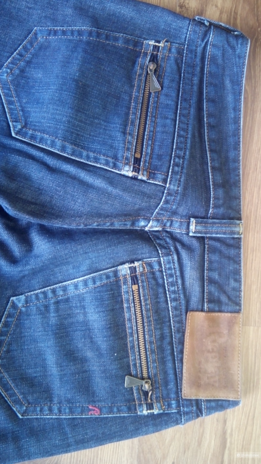 Классные джинсы из плотного коттона Replay