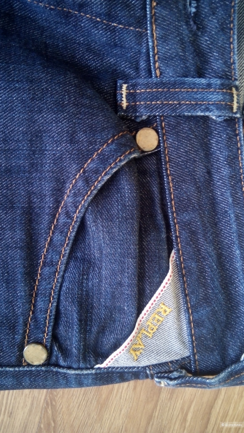 Классные джинсы из плотного коттона Replay