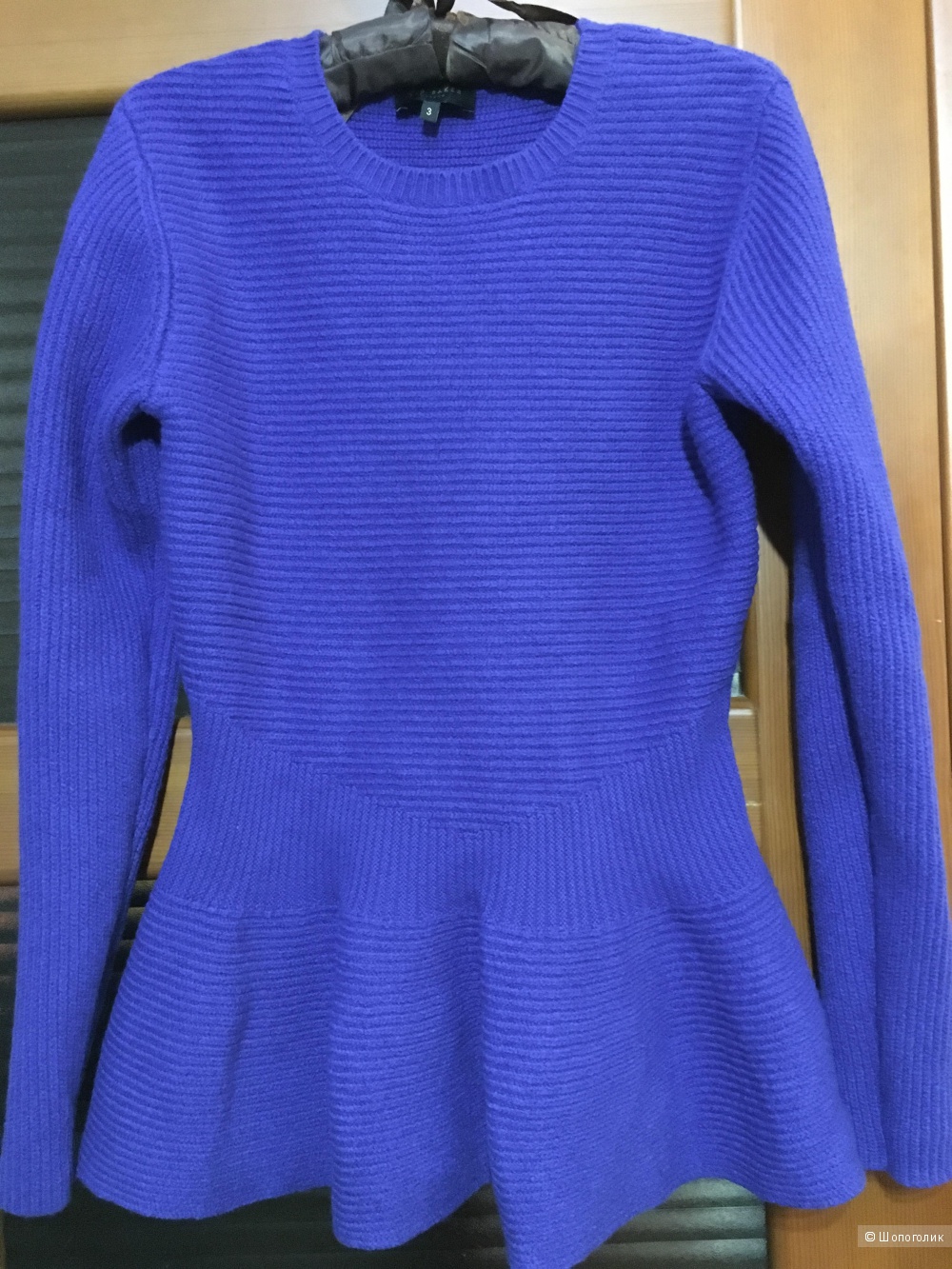 Теплый свитер с баской Ted Baker Women's Edenia Peplum Ribbed Sweater, Bright Blue. Размер 3 (на 44-48)