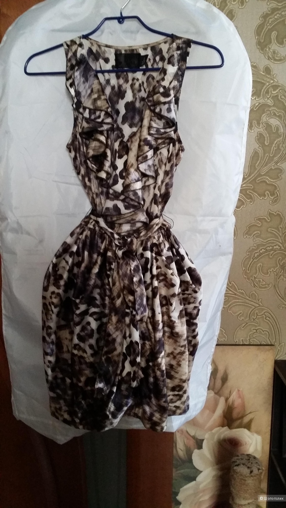 Очаровательное, воздушное платье H&M 34 EUR (40-42 российский)
