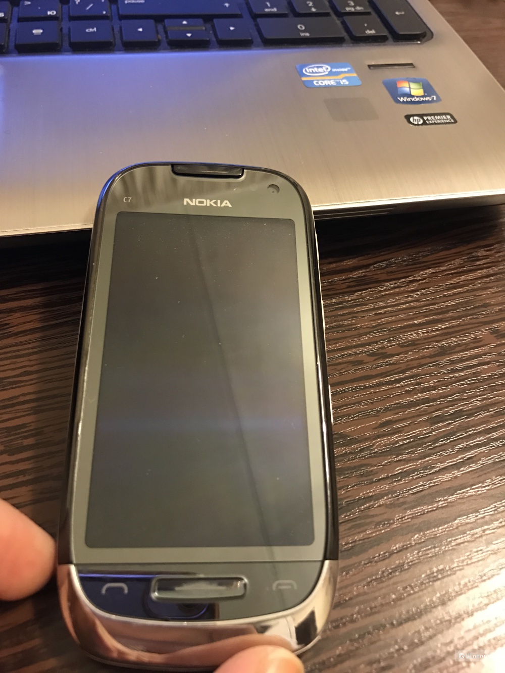 Телефон Nokia C7-00