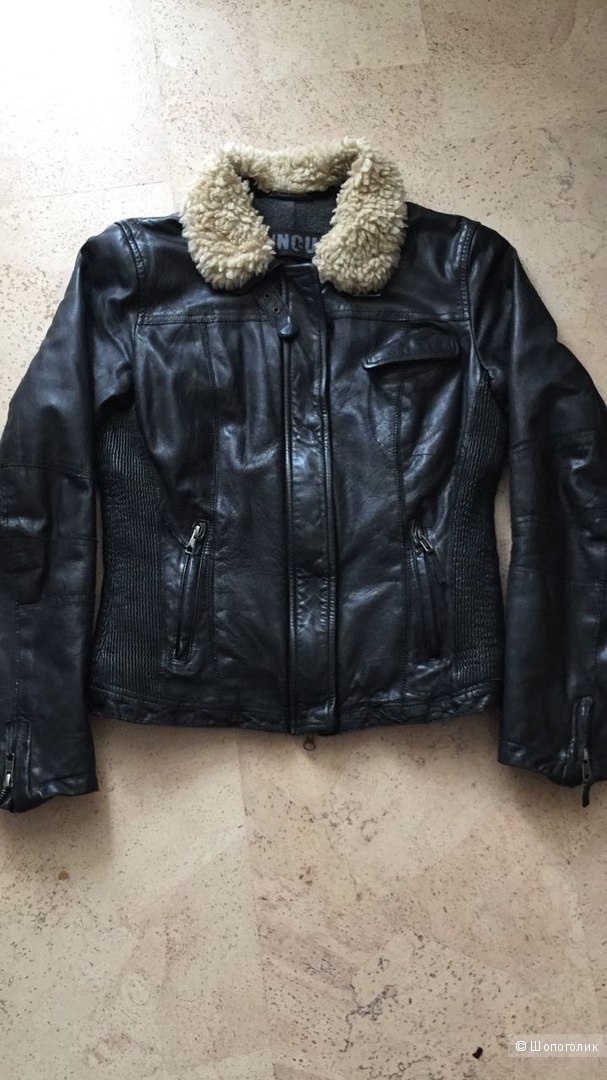 Cinque  черная куртка из кожи ягненка 42-44 размер,утепленная