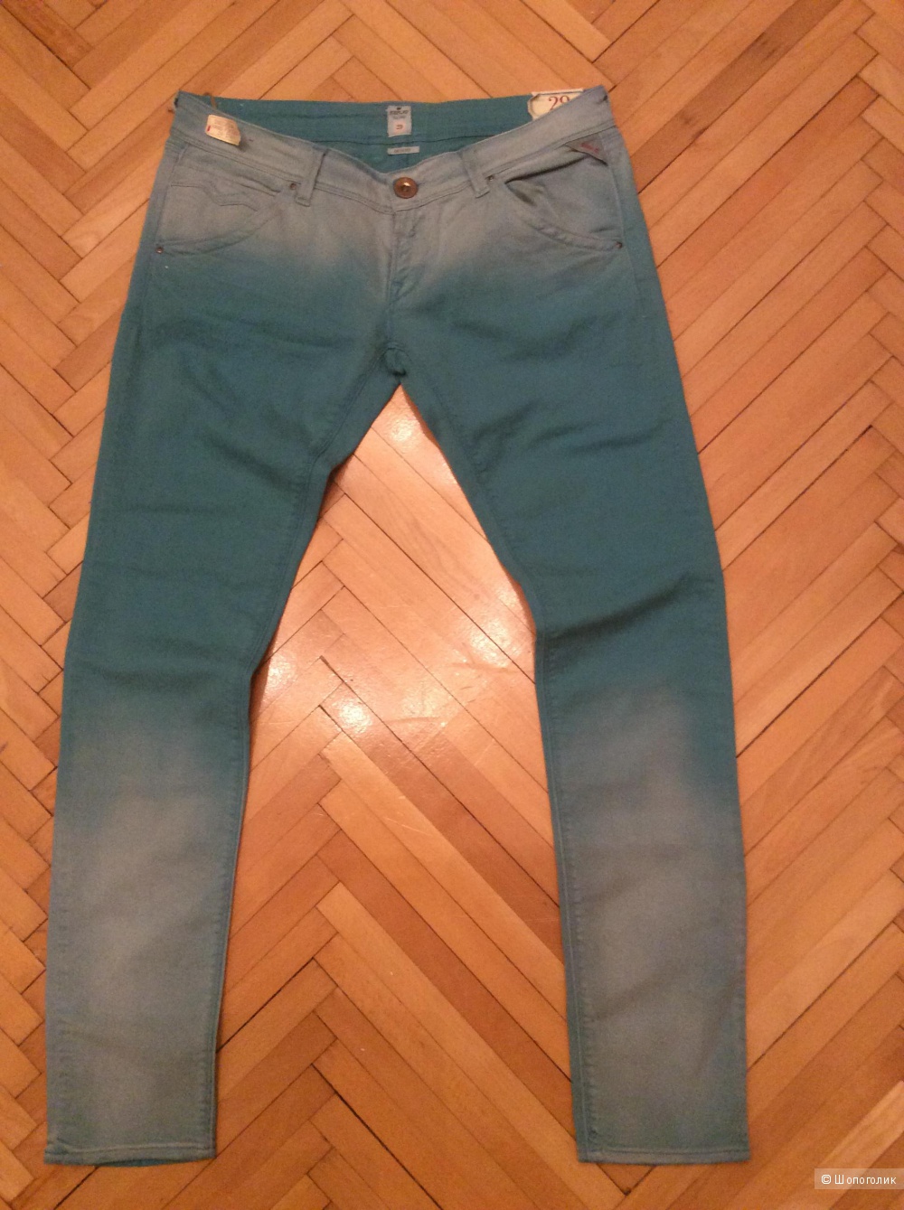 Продам оригинальные итальянские джинсы Replay красивого мятного цвета