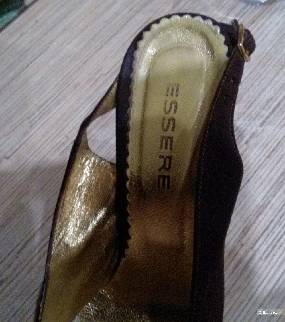 Туфли из натуральной замши шоколадного цвета бренда Essere 40-го размера