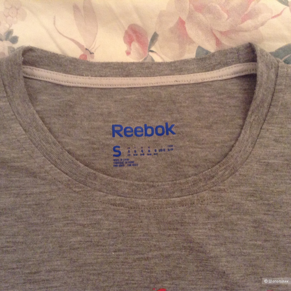 Футболка Reebok в размере S