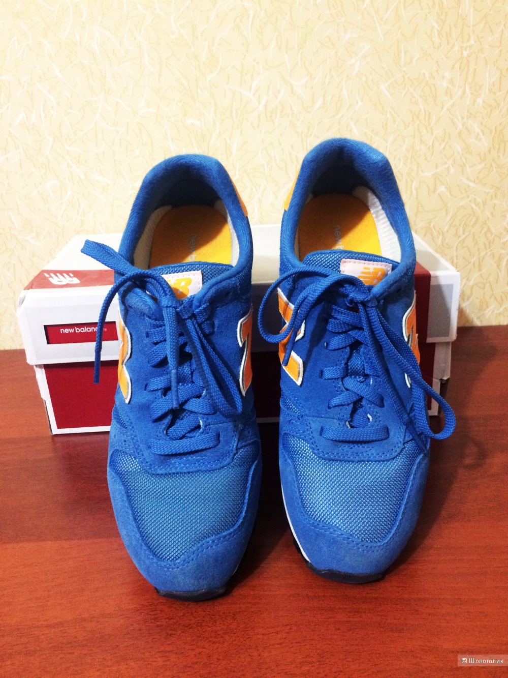 Синие оригинальные кроссовки New Balance 373