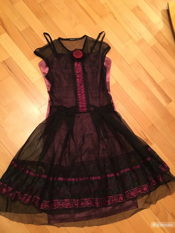 Шикарное платье 42 размер