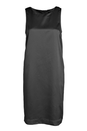 Легкое сатиновое черное платье 46-48разм.