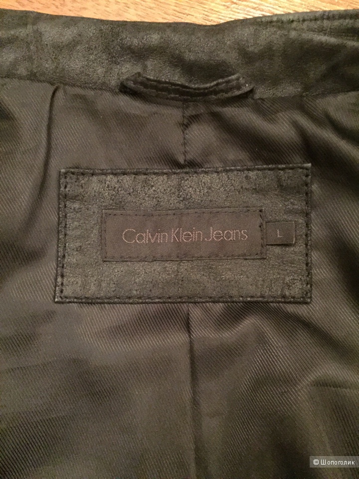 Продам кожаную куртку Calvin Klein, размер L