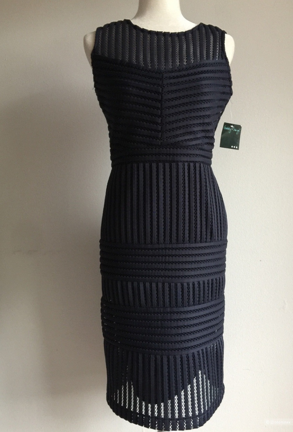 Новое стильное платье американского бренда Gabby Skye, US 12  (48 росс)