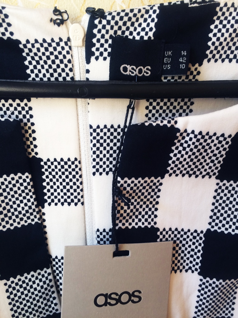 Новое платье-футляр в чёрно-белую клетку ASOS (14 UK)