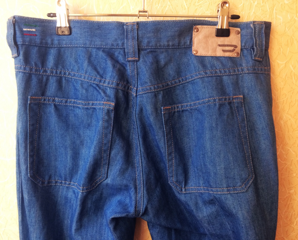 Новые джинсы-клёш Diesel Fluzi (size 31)