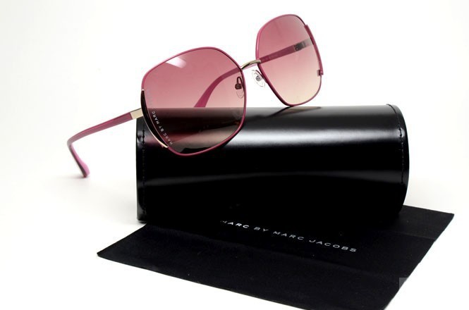 Оригинал. Солнечные очки Marc by Marc Jacobs