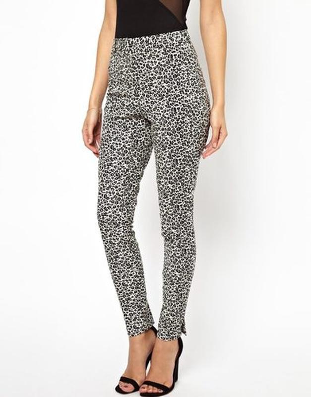 Новые узкие брюки с леопардовым принтом ASOS (6 UK)