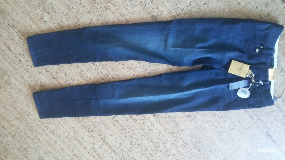 Новые джинсы Lerock 25 размер