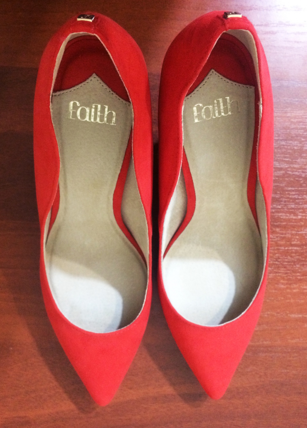 Новые красные туфли-лодочки на каблуке Faith (7 UK)