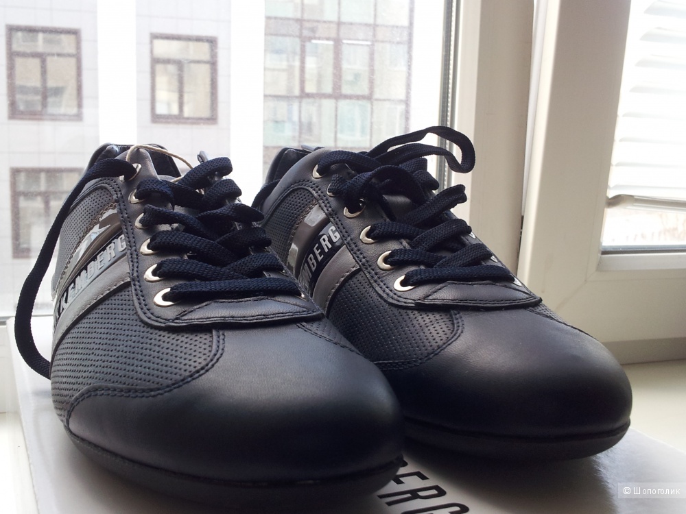 Новые женские кроссовки BIKKEMBERGS