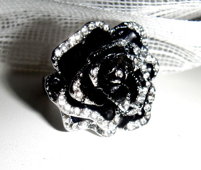 Оригинал. Кольцо ""Роза" Swarovski 17р.