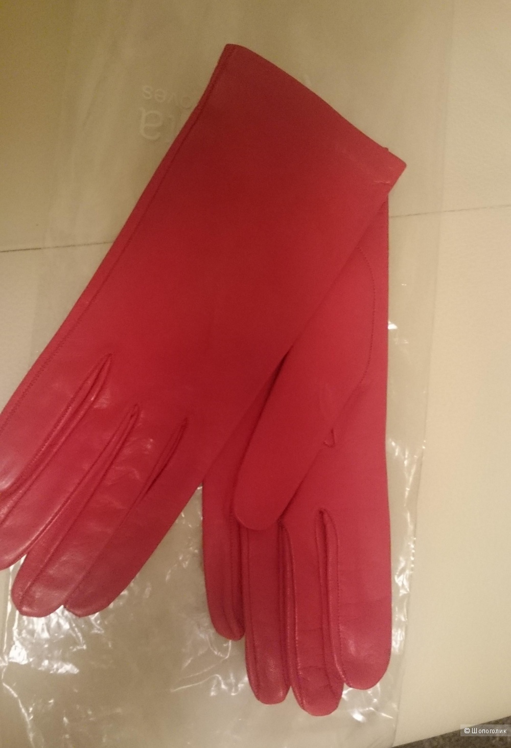 Пристрою новые кожаные перчатки, Италия