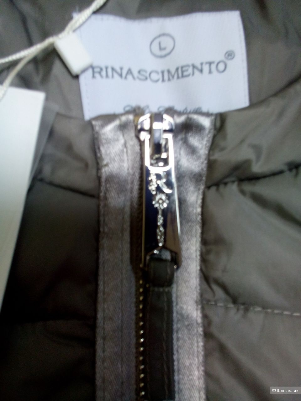 Куртка легкая Rinascimento,размер L на российский 46